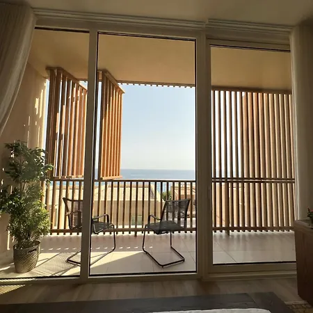 Coast With Pool, Hot Tub & Sauna Palasë