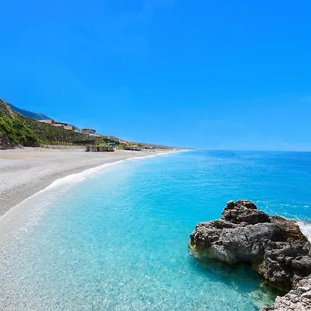 Villa 3-bedroom With A Pool And Private Sauna In Coast Palasë