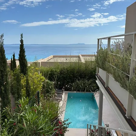Coast With Pool, Hot Tub & Sauna * פאלאסה