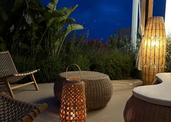 Βίλα Coast With Pool, Hot Tub & Sauna *