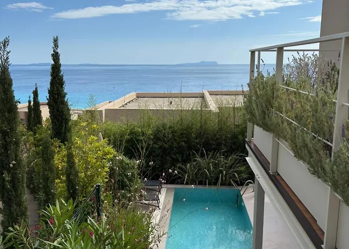 Coast With Pool, Hot Tub & Sauna * Παλάσα